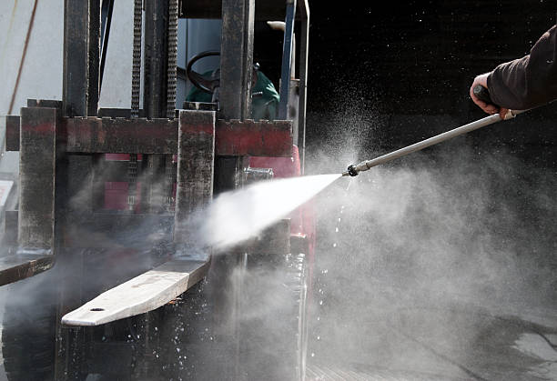 Salt Creek Commons, IN Pressure Washing Company